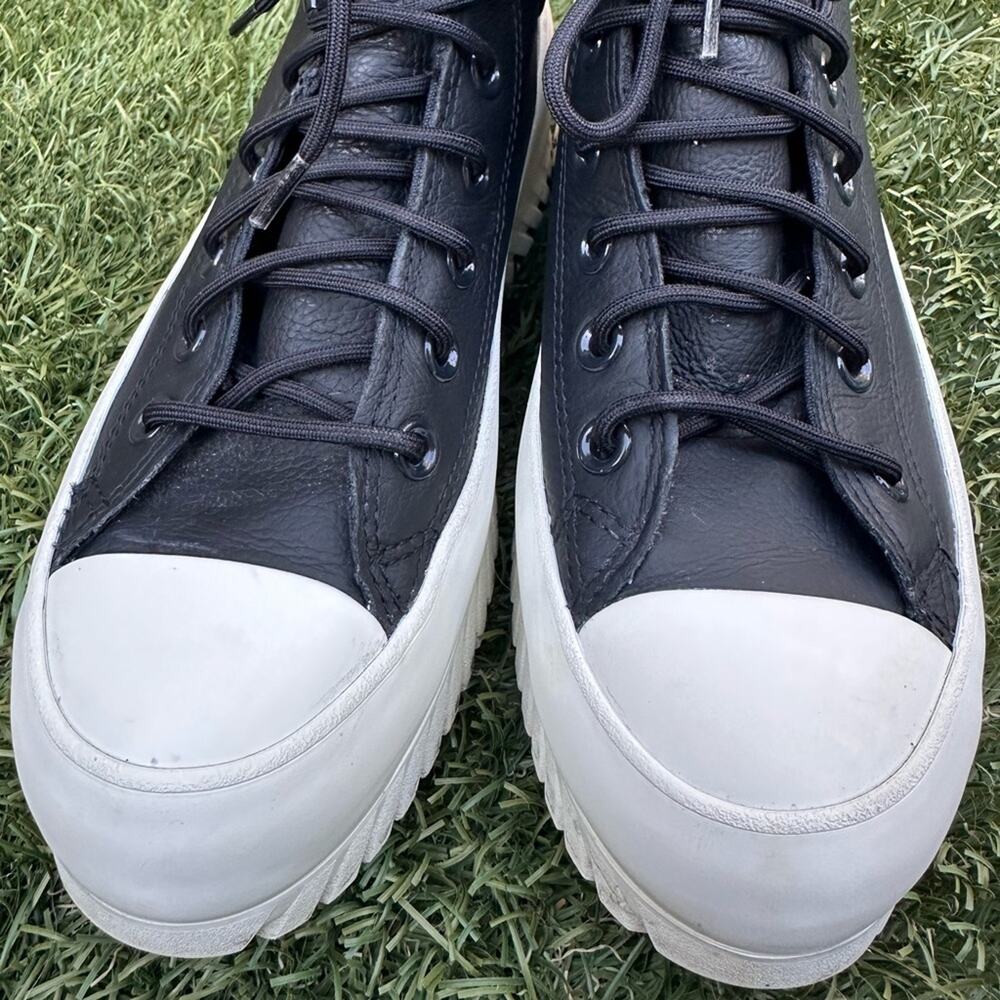 Converse Chuck Taylor All Star Lugged 2.0 Hi Waterproof Leather Sneakers 6.5 - Picture 5 of 9